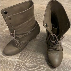 SPRING Heel Boots, size 38 (7)